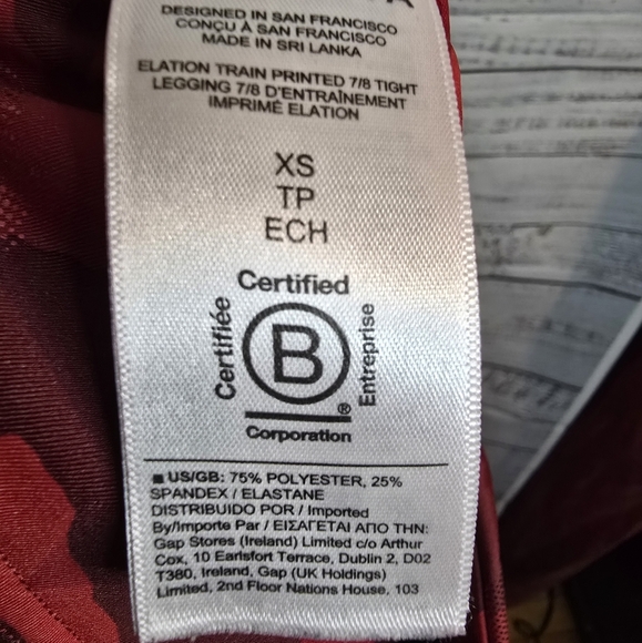 Athleta Red Camo 7/8 Tight Leggings Womans Size Xsmall Highwaisted - Picture 6 of 7